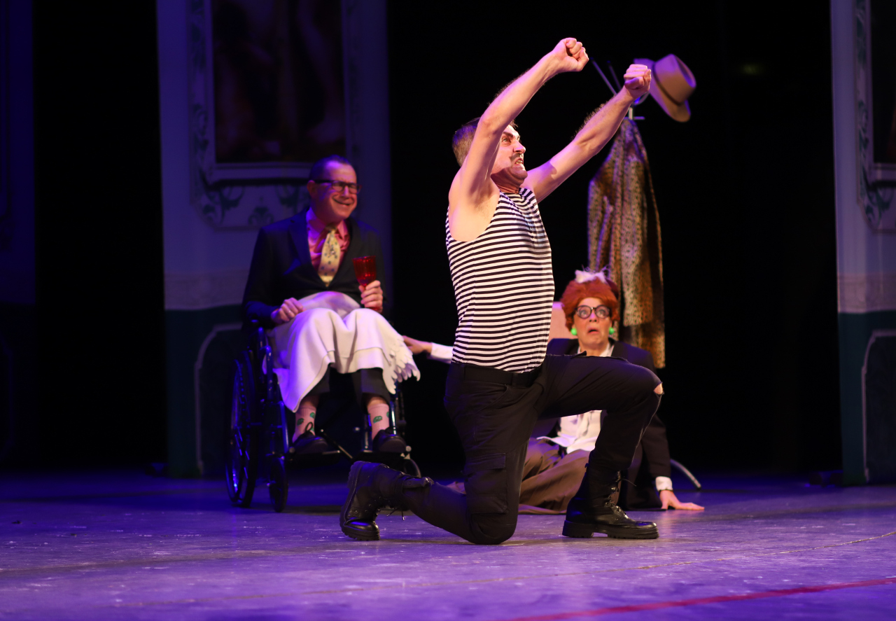 Спектакль «Любовнички» - Чита