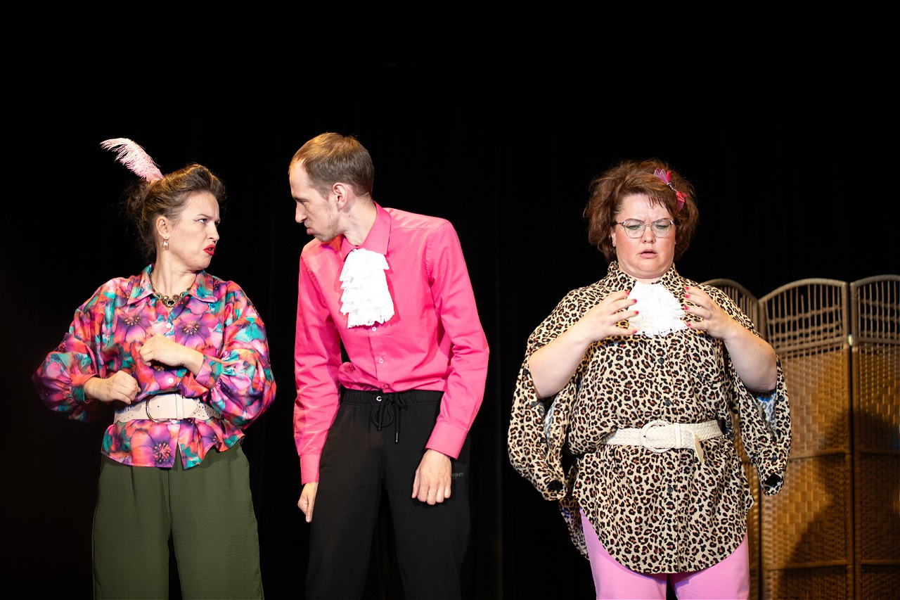 Спектакль «Ай да Скотинины»