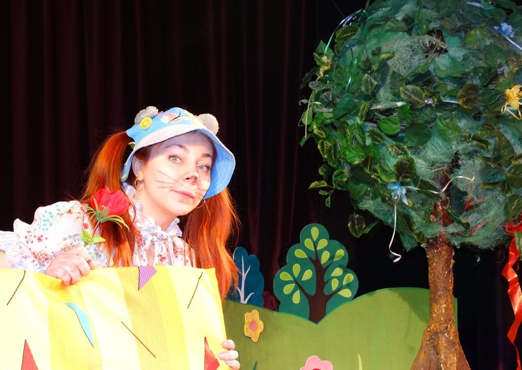 Как котенок с мышонком подружились