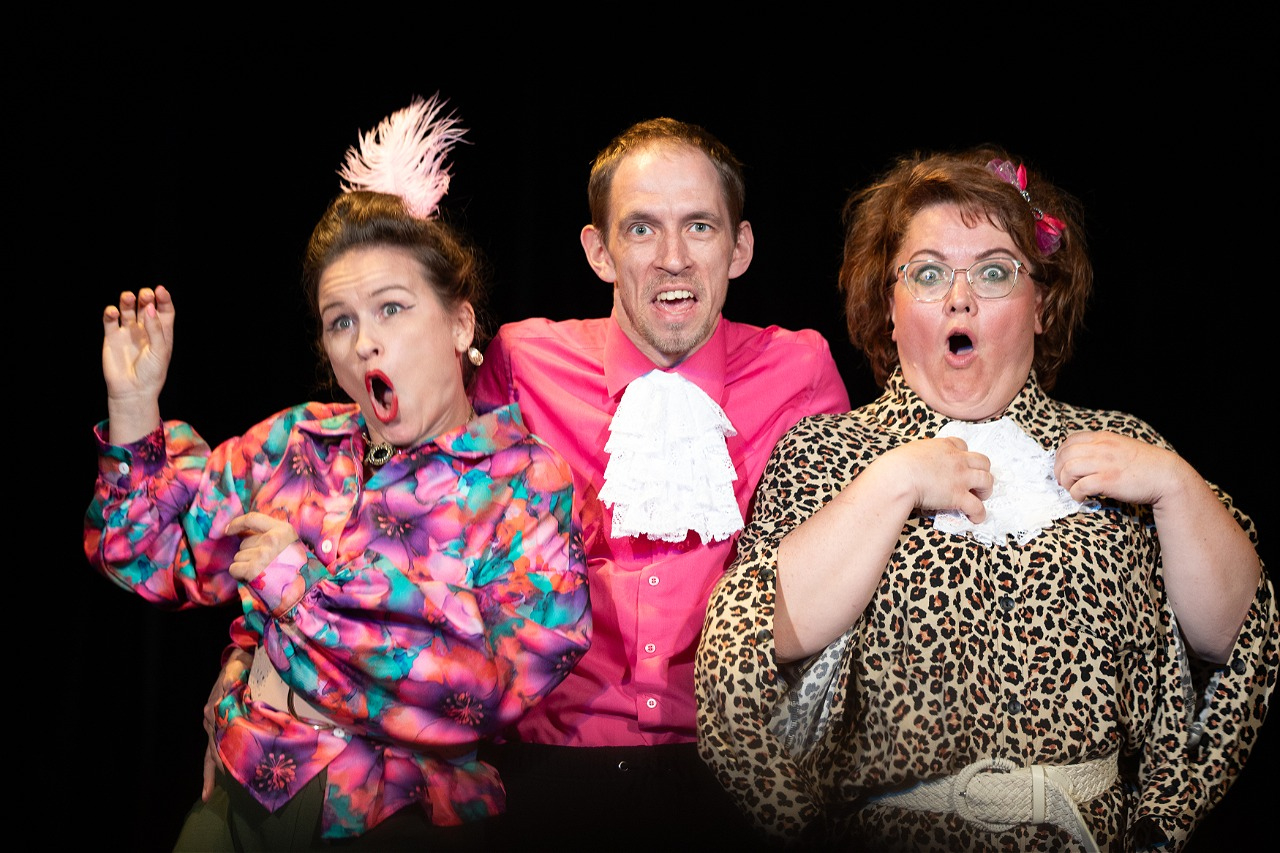 Спектакль «Ай да Скотинины»