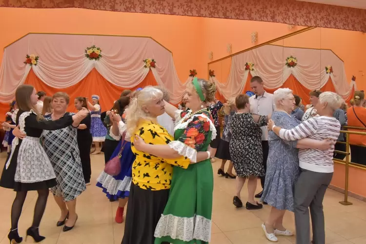 Познавательная встреча «Танец дружбы народов»