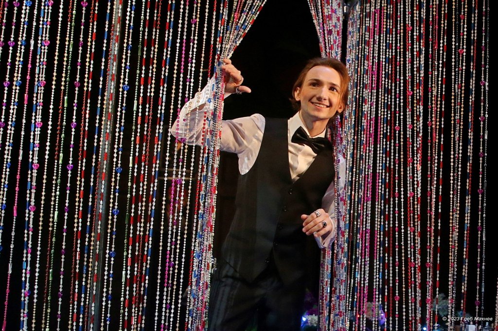 Стеклянный зверинец