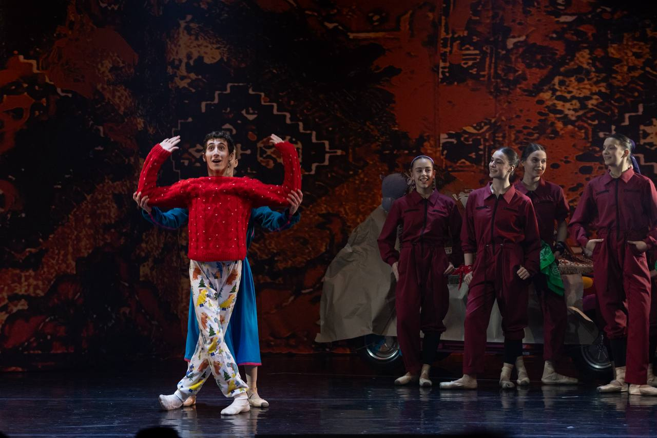 ЩЕЛКУНЧИК. Балет в двух актах