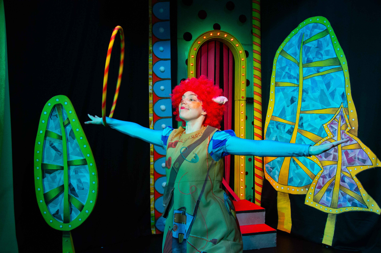 Лев и Мышка-Никудышка