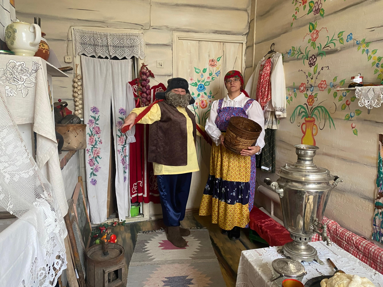 Фольклорная программа «Что предметы старины, рассказать тебе должны»