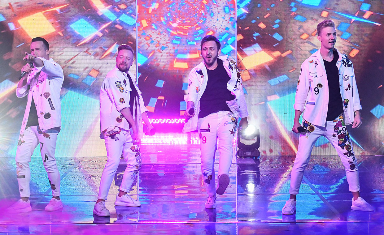 "Дискотека 2000-х". 6+