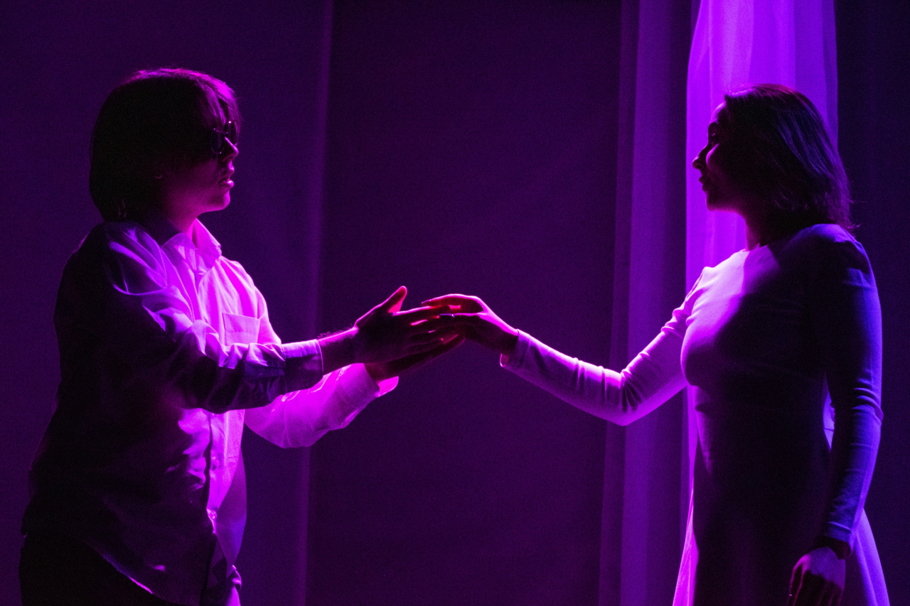 Летящие к свету - мастерская сатиры