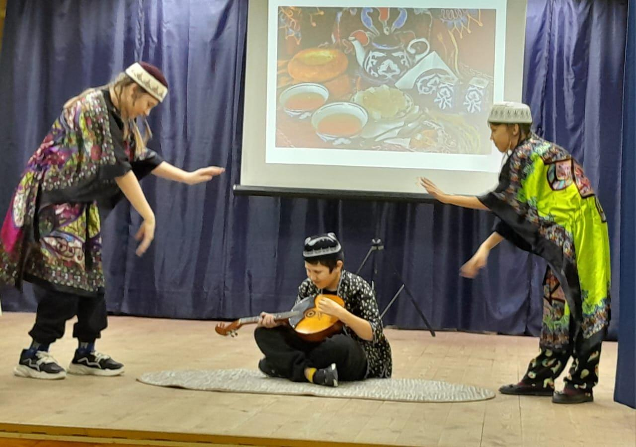 Программа «Живут в России разные народы»