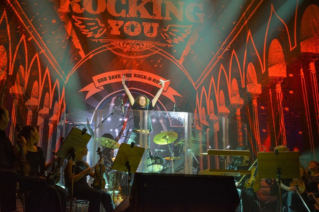 "STILL ROCKIN' YOU" QUEEN & SCORPIONS TOP HITS C СИМФОНИЧЕСКИМ ОРКЕСТРОМ