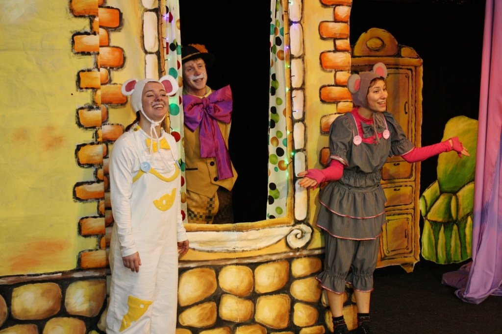 День рождения кота Леопольда