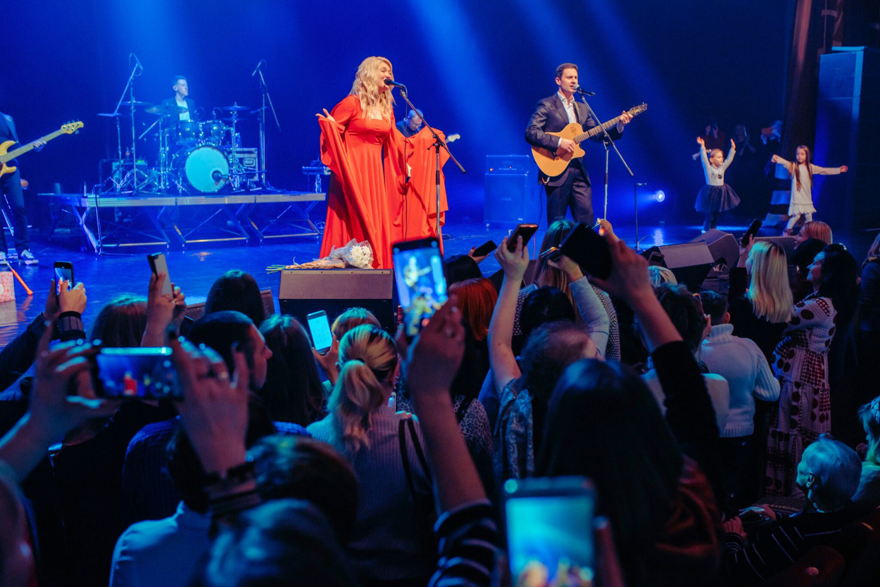 Антон и Виктория Макарские "Живой Концерт"