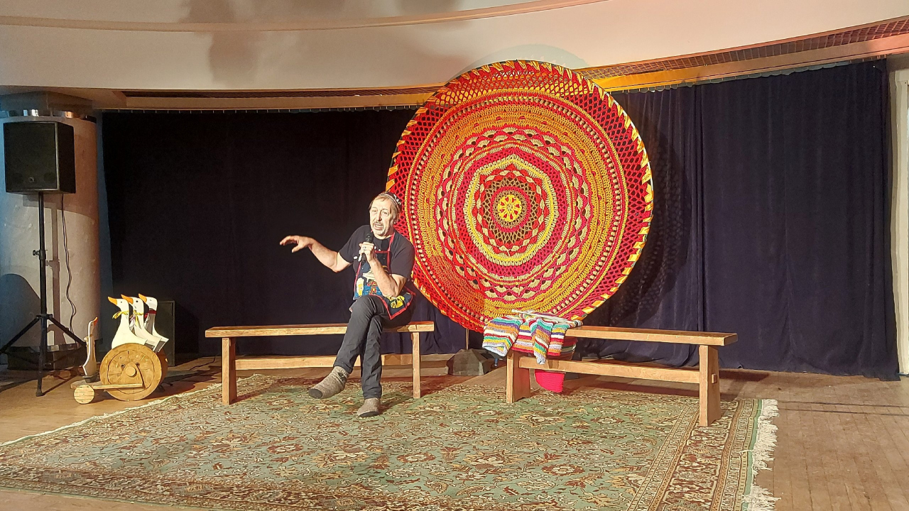 Маша и медведь, мартышка и гусь