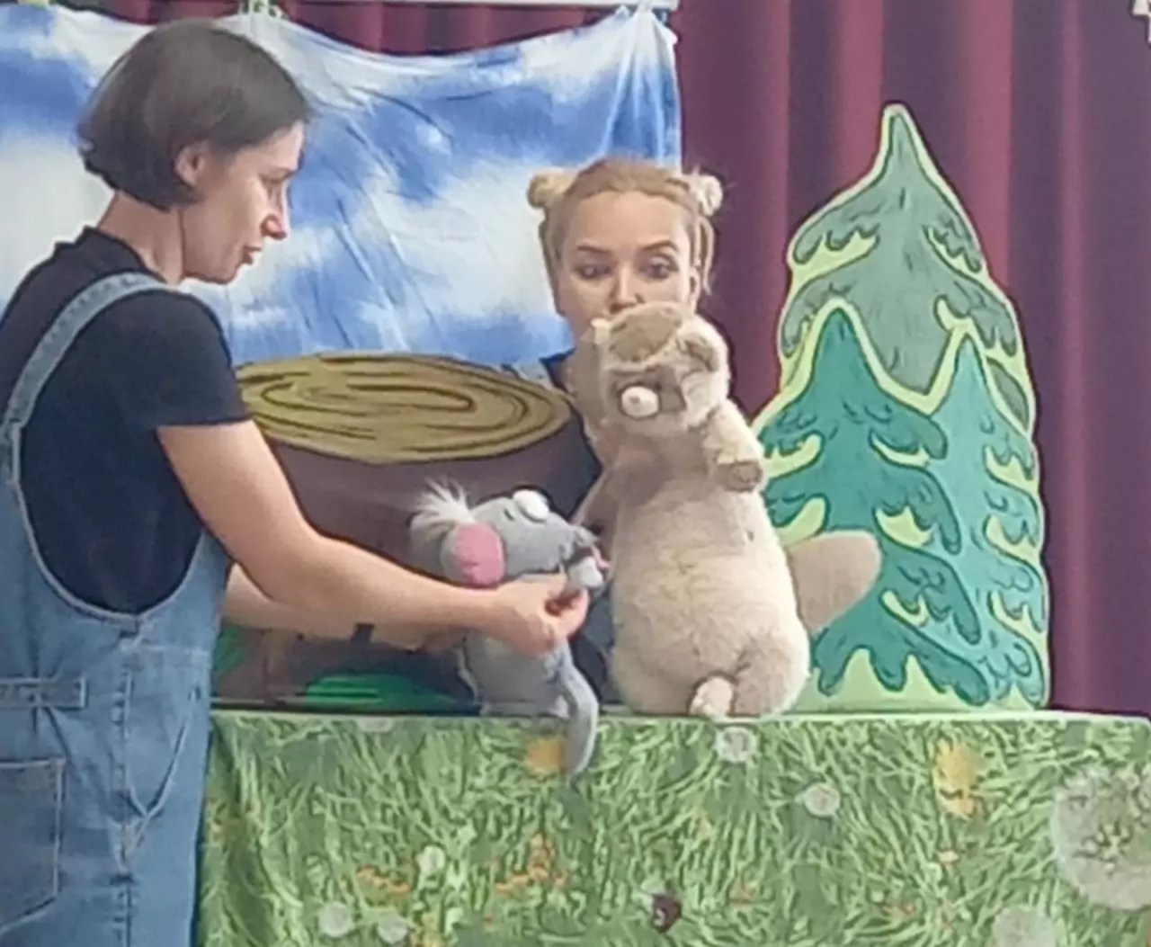 "Сказка о глупом мышонке". Кукольный спектакль