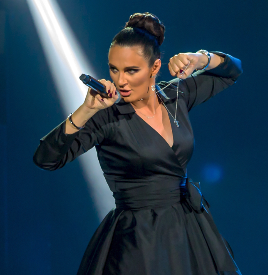 ЕЛЕНА ВАЕНГА. ЛЕТНИЙ КОНЦЕРТ