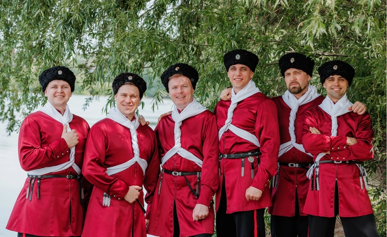 "На рубежах Отечества" Концерт ансамбля "Скрыня"