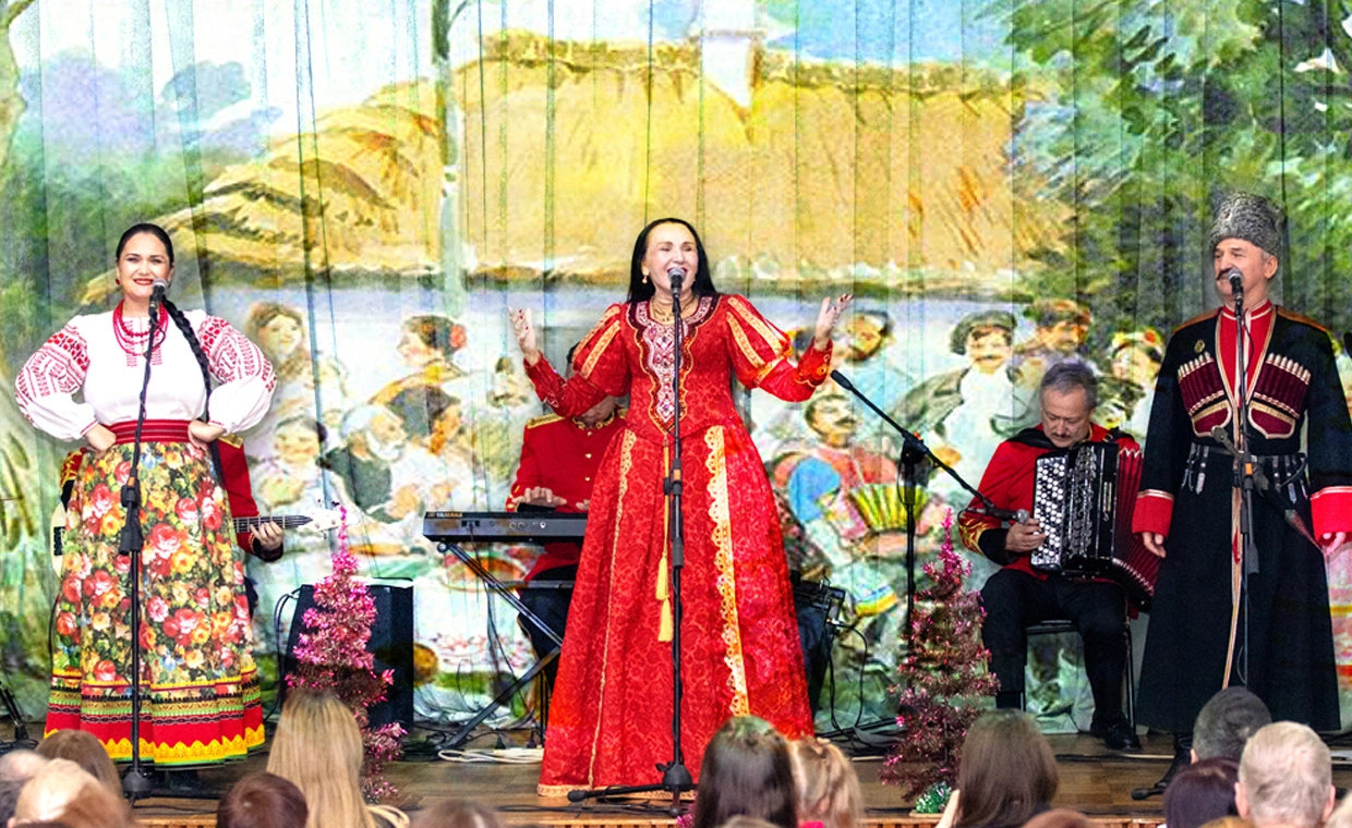 "Семьей дорожить - счастливым быть"