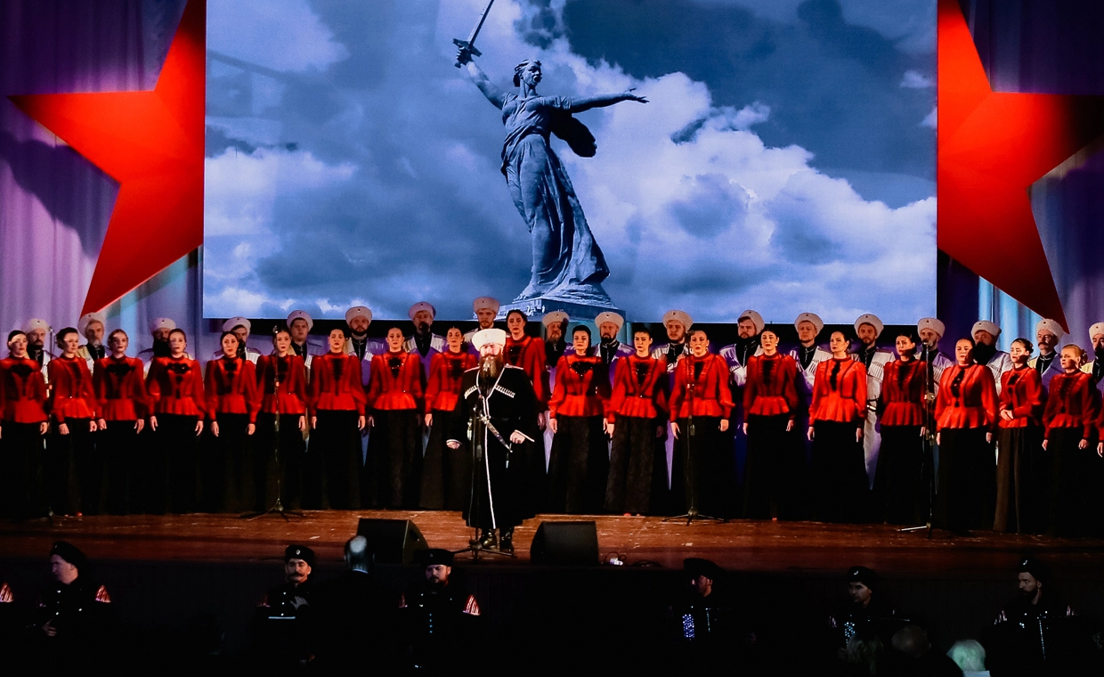 "Мы сыны Кубани славни, древнеруськи козакы!"