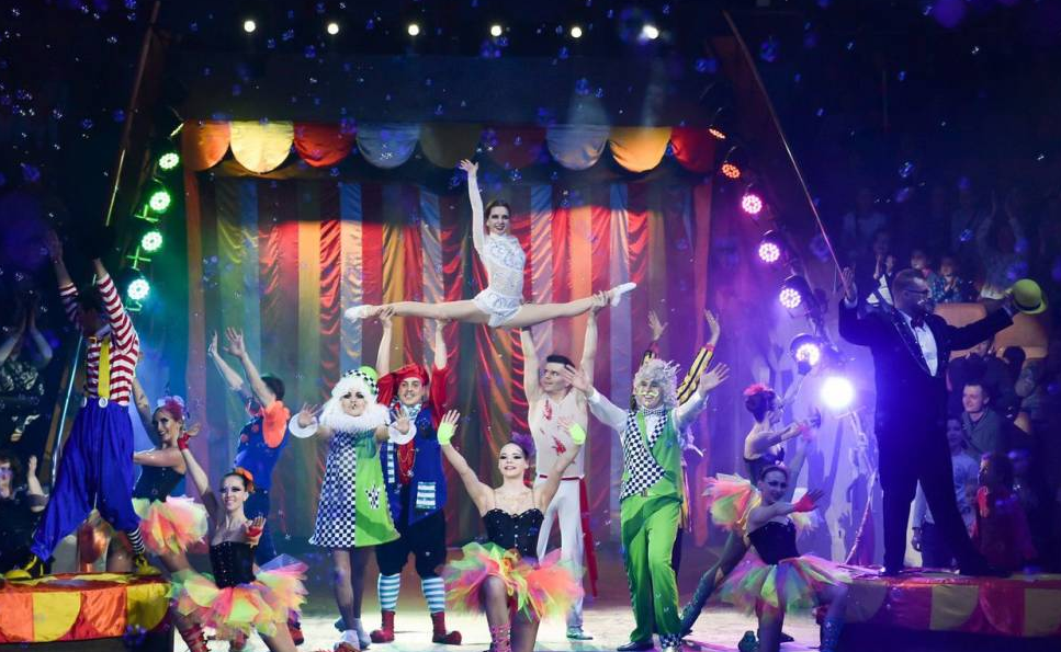 Всемирно известный цирк Филатовых