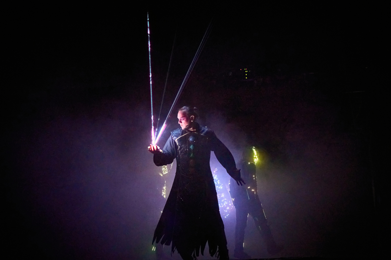 Цирк на воде Царство фонтанов