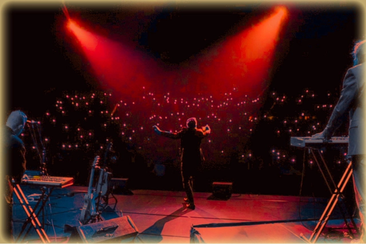 ХИТЫ STING С СИМФОНИЧЕСКИМ ОРКЕСТРОМ "DESERT ROSE SYMPHONY", Нижний Тагил