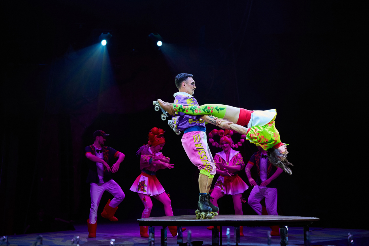 Цирк на воде Царство фонтанов