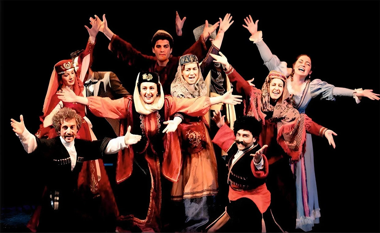 Спектакль «Ханума»